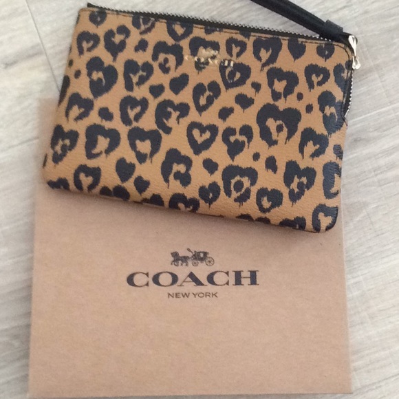 Coach Handbags - Coach print wristlet